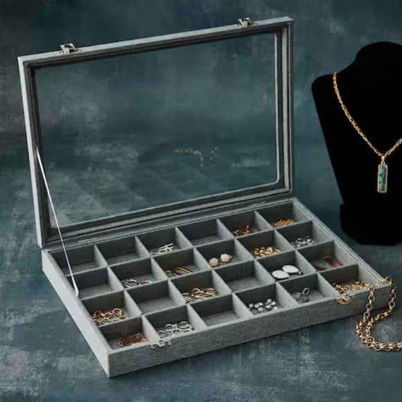 Michaels Bead Landing Gray Jewelry Tray with Lid - Picture 4 of 7